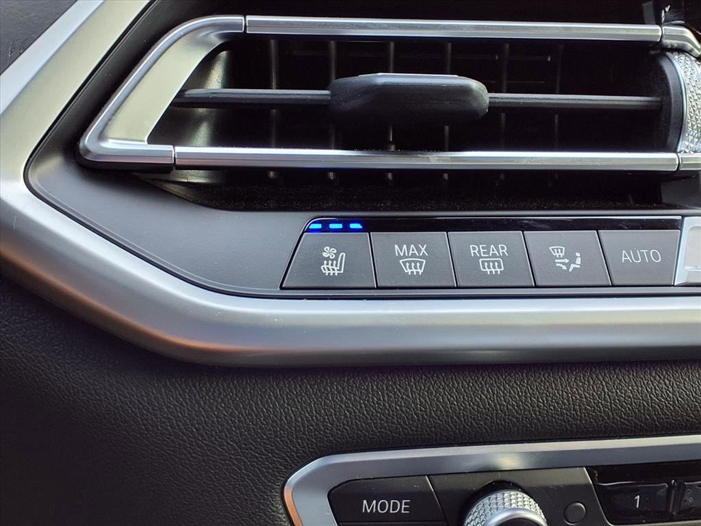 Used 2022 BMW X5 xDrive40i w/ M Sport Package image 11