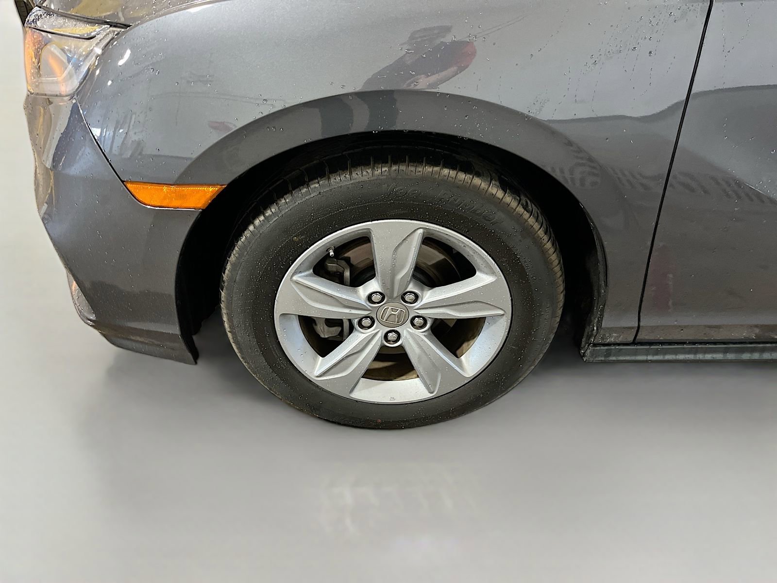 Used 2020 Honda Odyssey LX image 30