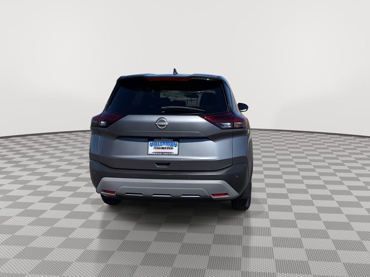 Used 2023 Nissan Rogue S AWD/4WD image 6