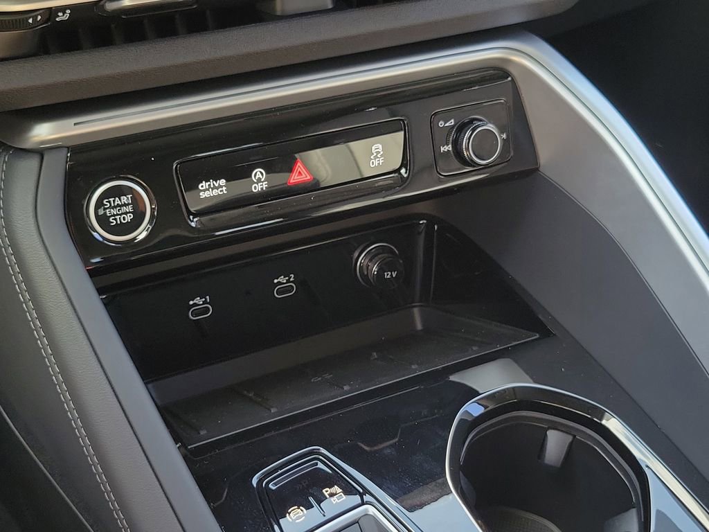 New 2025 Audi Q5 Premium Plus image 14