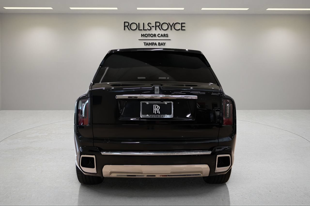 New 2026 Rolls-Royce Cullinan AWD/4WD image 9