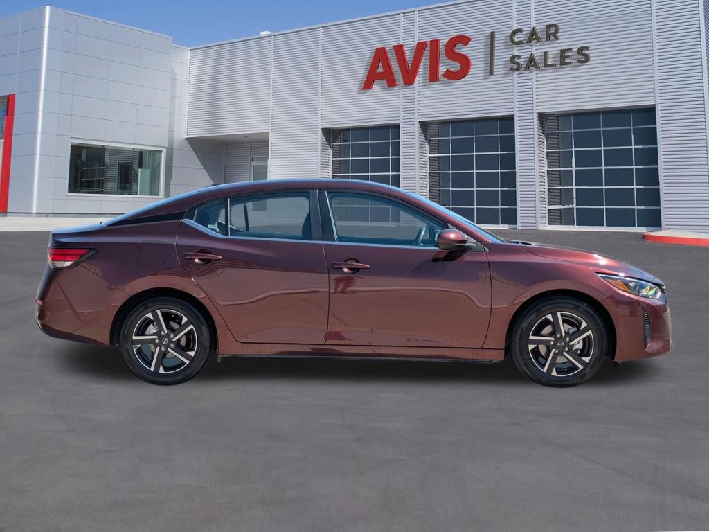 Used 2025 Nissan Sentra SV FWD image 5