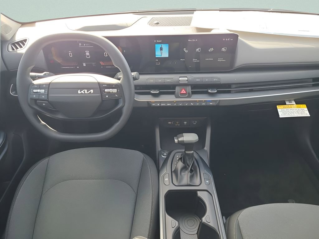 New 2025 Kia K4 FWD image 15