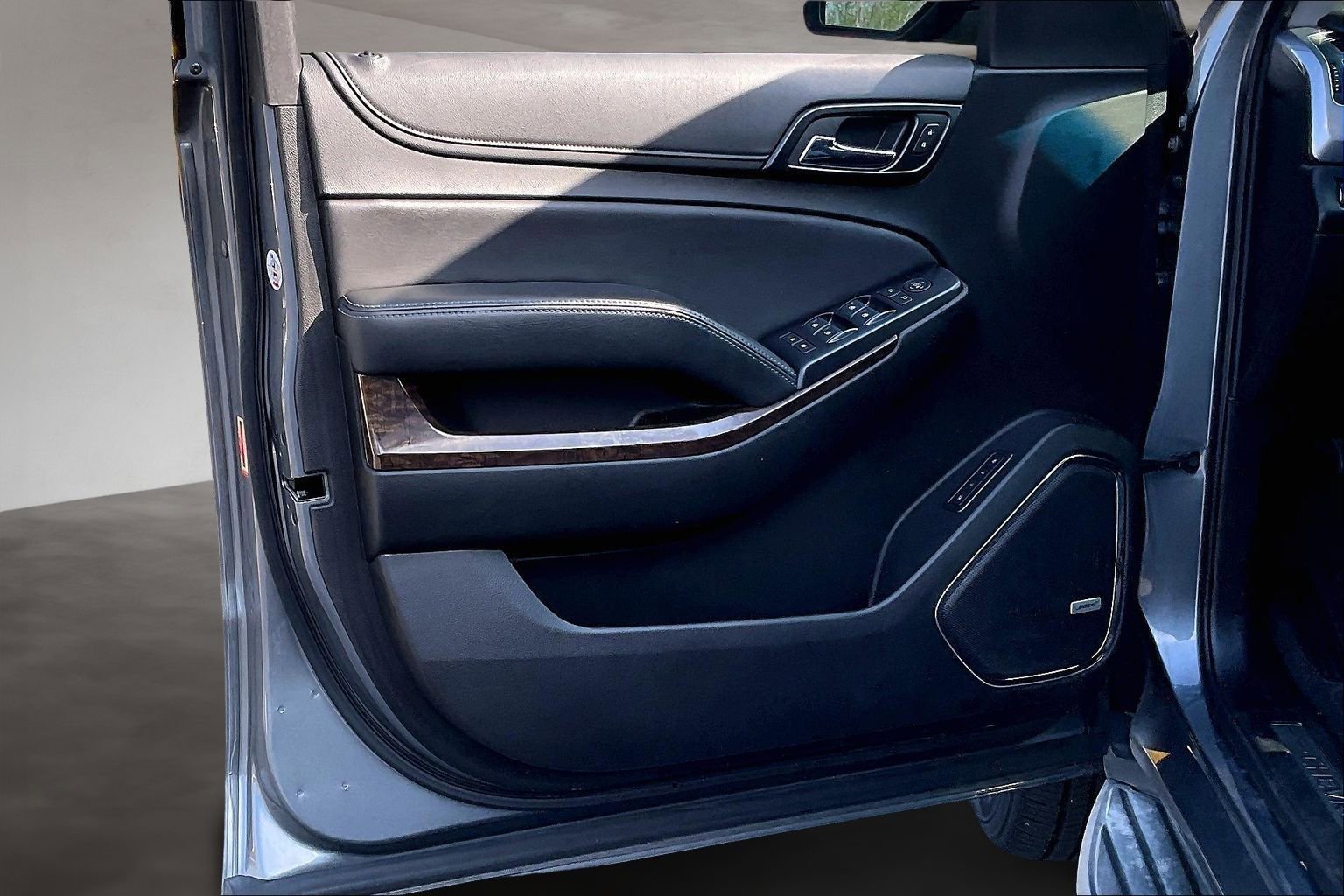 Used 2020 Chevrolet Tahoe LT w/ Max Trailering Package image 20