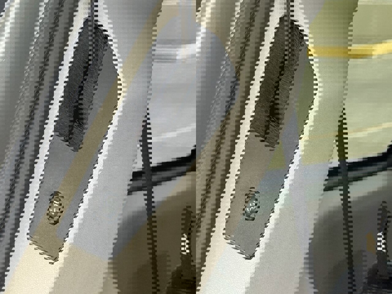 Used 2015 Chrysler Town & Country Touring image 7