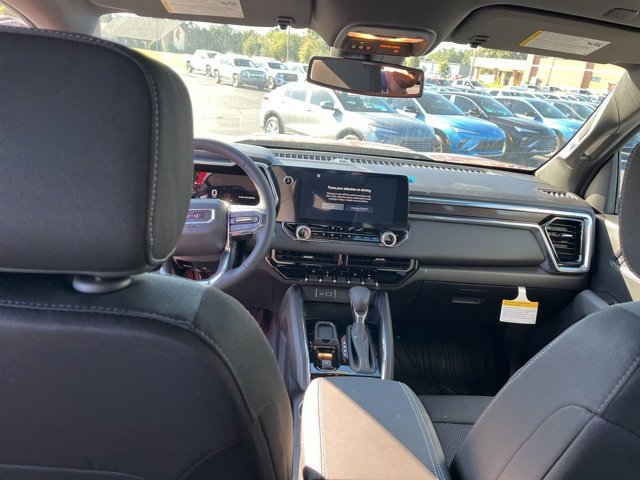 New 2026 GMC Canyon Elevation w/ Convenience Package image 14
