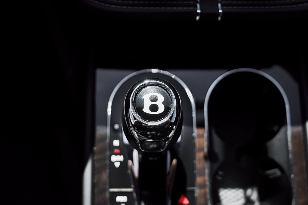 Used 2017 Bentley Bentayga AWD/4WD image 64