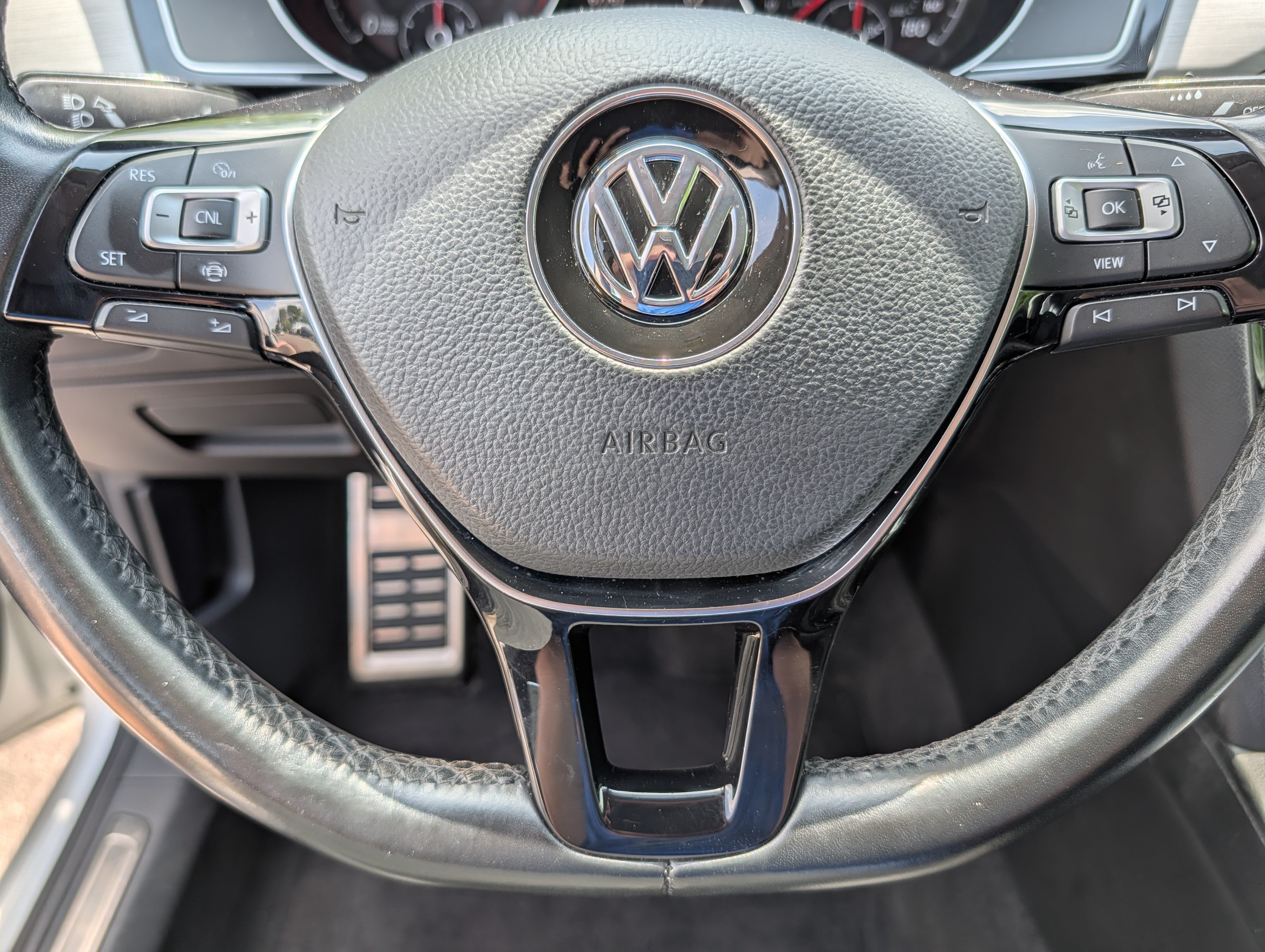 Used 2019 Volkswagen Arteon SE AWD/4WD image 25