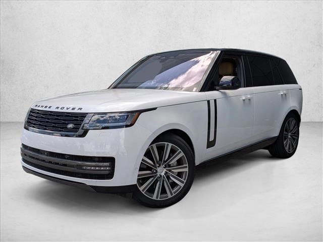 Used 2023 Land Rover Range Rover Long Wheelbase SE image 1
