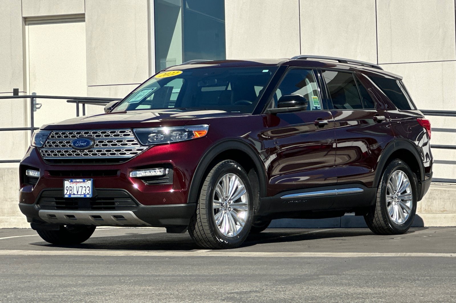 Used 2022 Ford Explorer Limited w/ Hybrid Equipment Group 310A image 7
