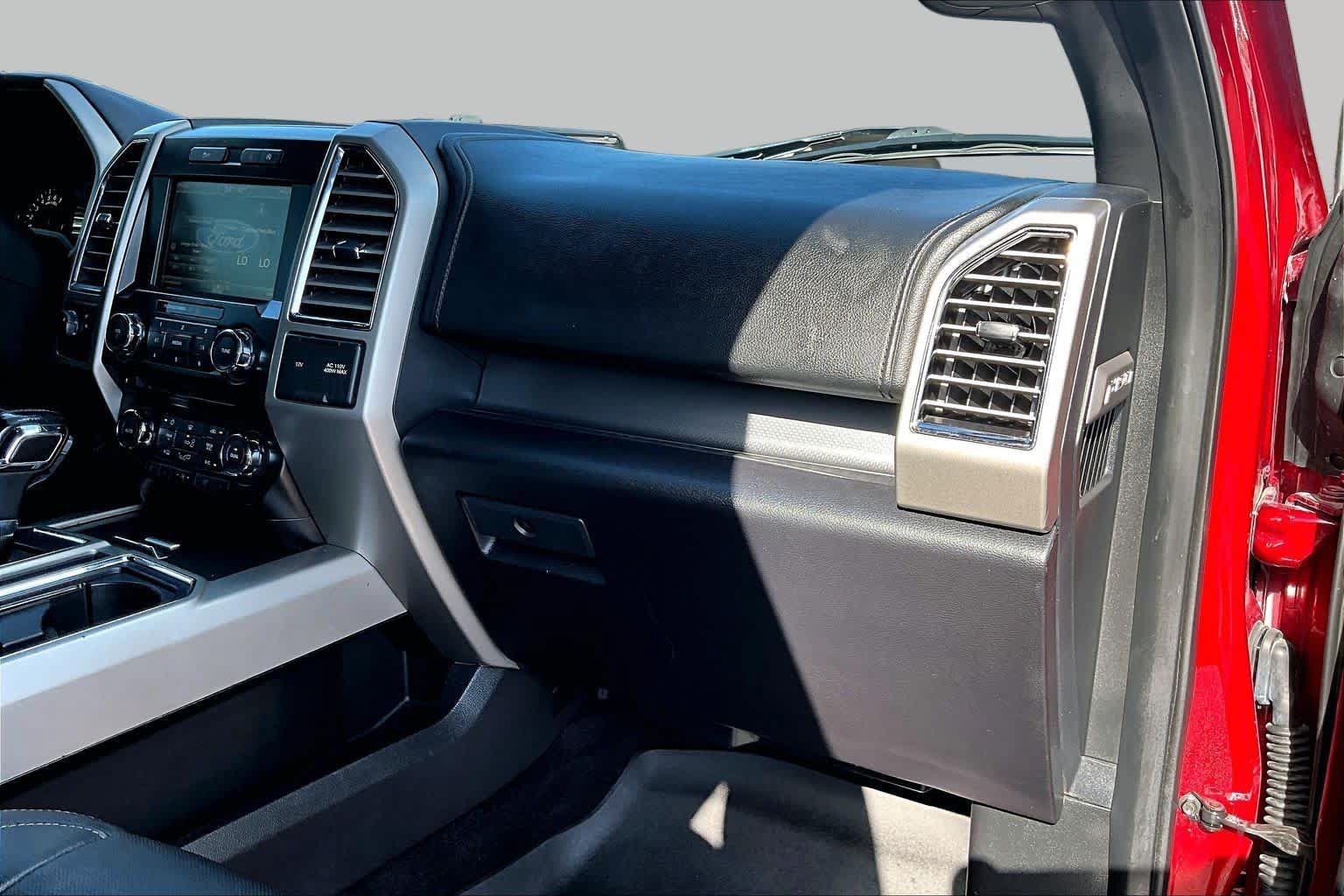 Used 2015 Ford F150 Lariat RWD image 20