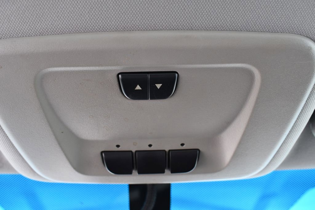 Used 2012 Chevrolet Impala LTZ FWD image 32