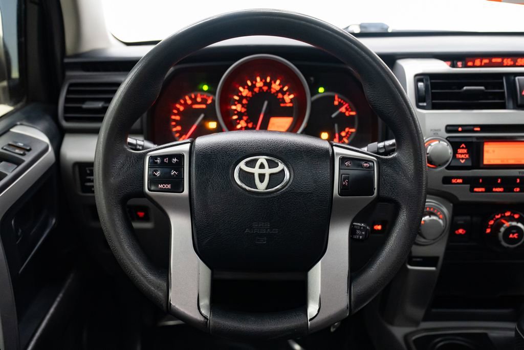 Used 2010 Toyota 4Runner SR5 image 12