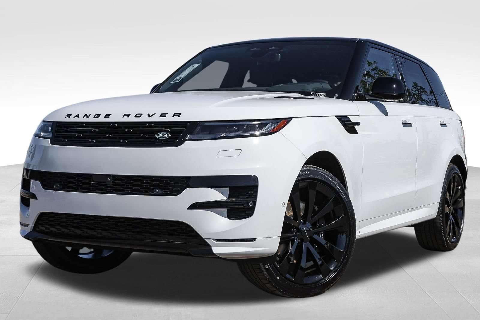 New 2026 Land Rover Range Rover Sport Dynamic SE