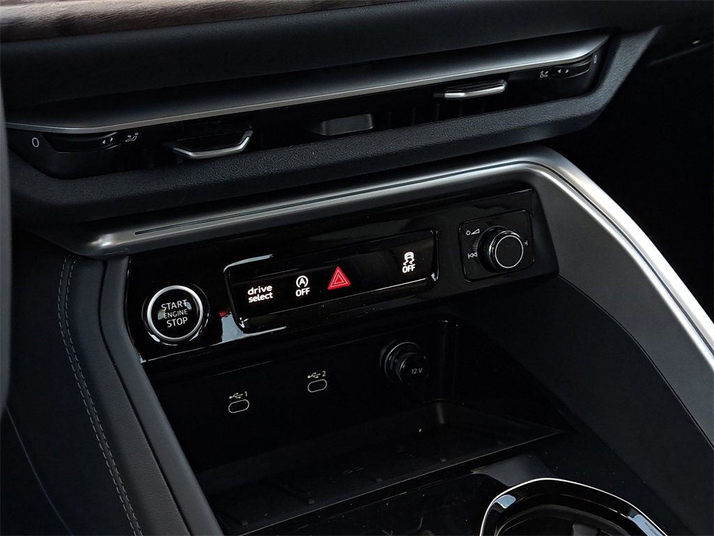 New 2025 Audi Q5 Premium Plus image 14