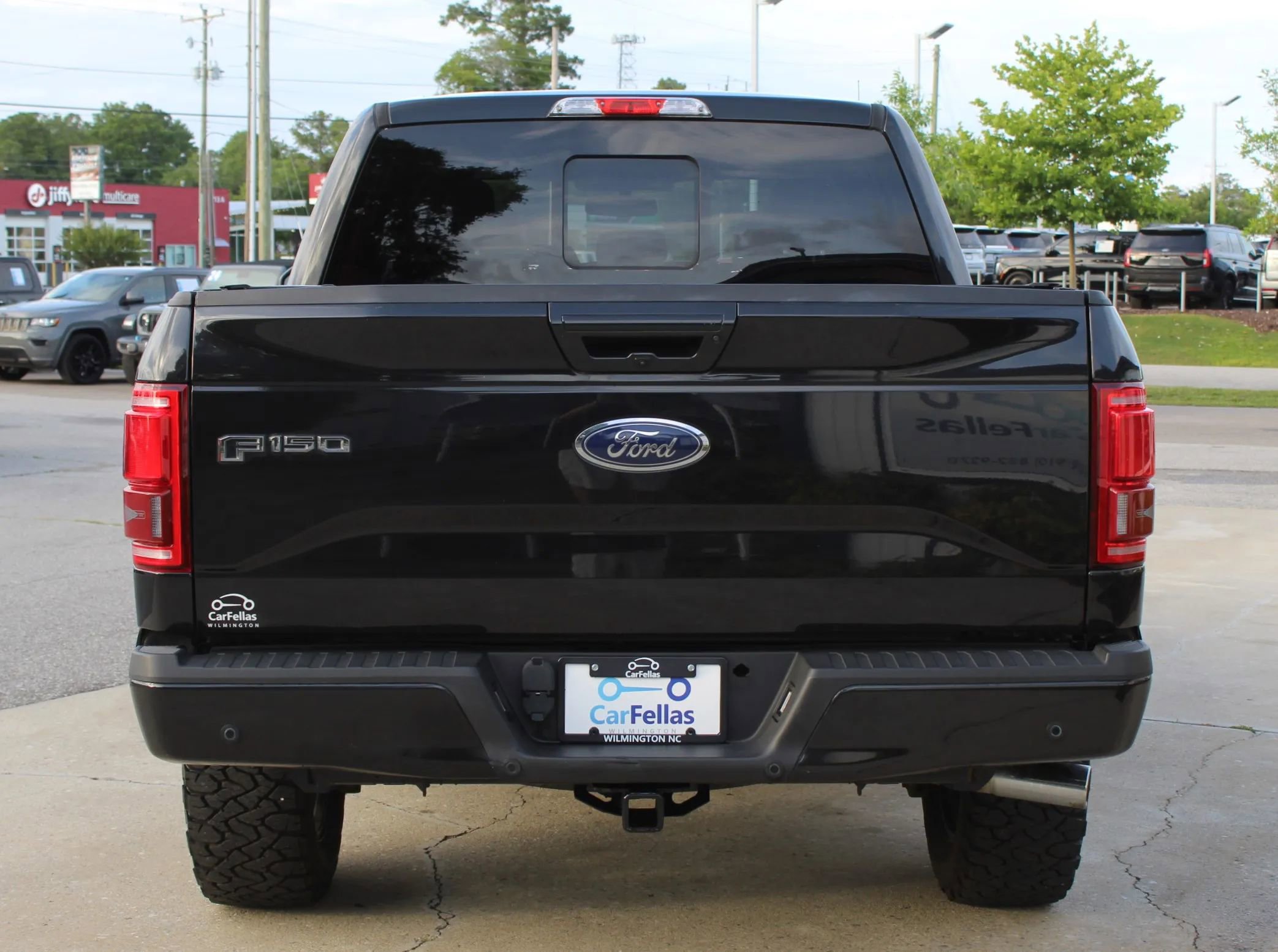 Used 2015 Ford F150 Lariat w/ Equipment Group 501A Mid AWD/4WD image 4