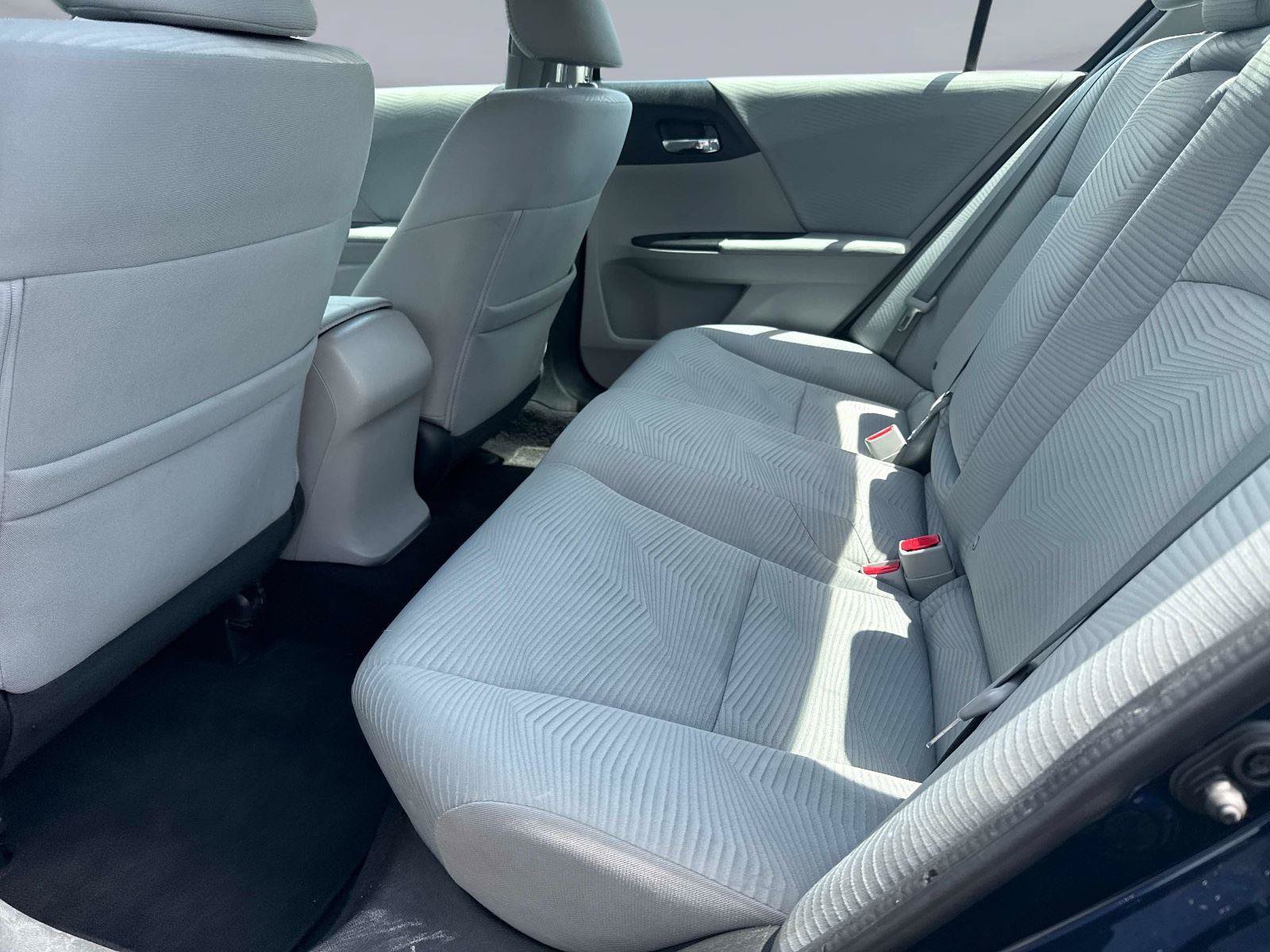 Used 2016 Honda Accord LX image 12