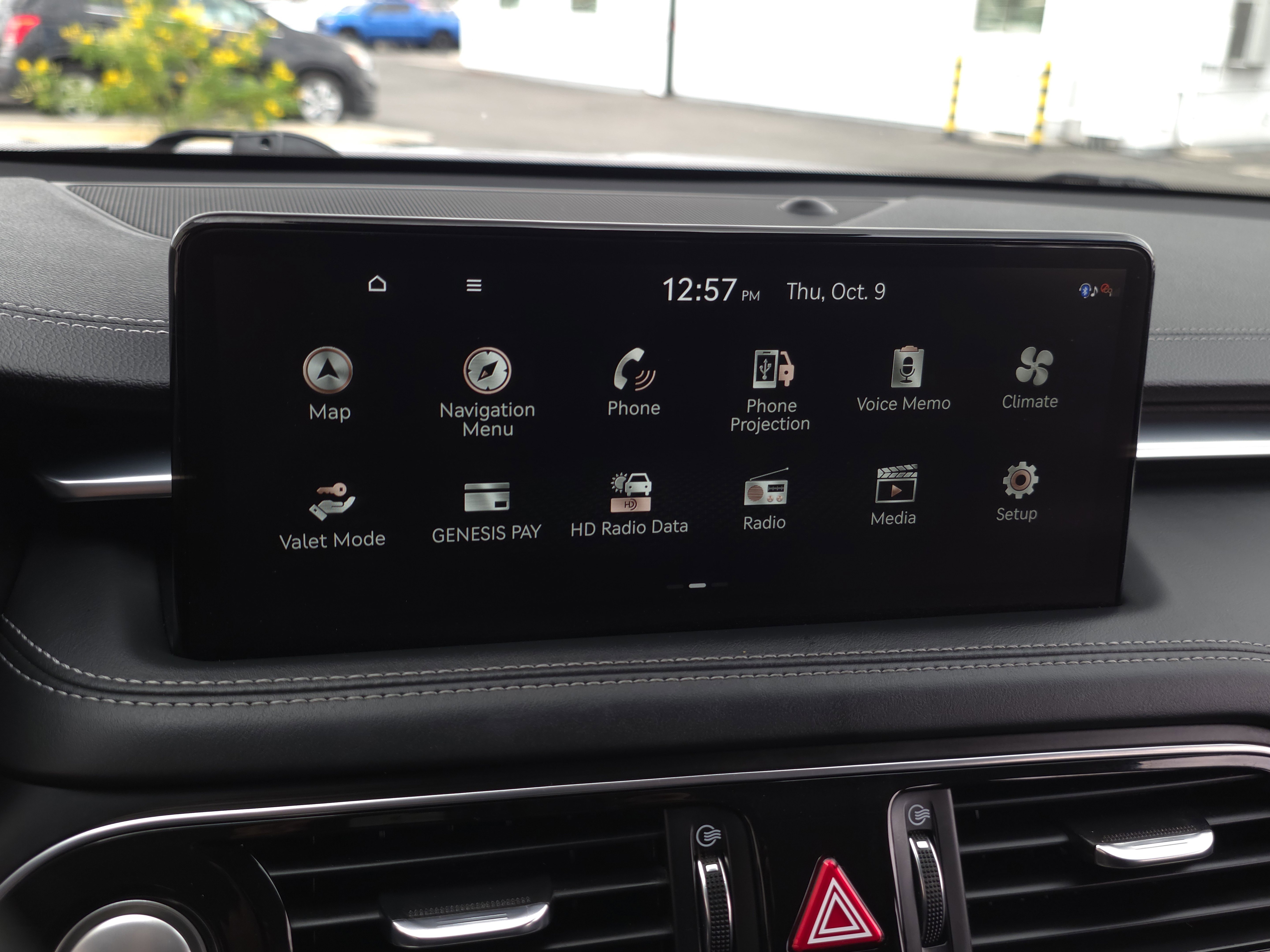 Used 2022 Genesis G70 2.0T image 15