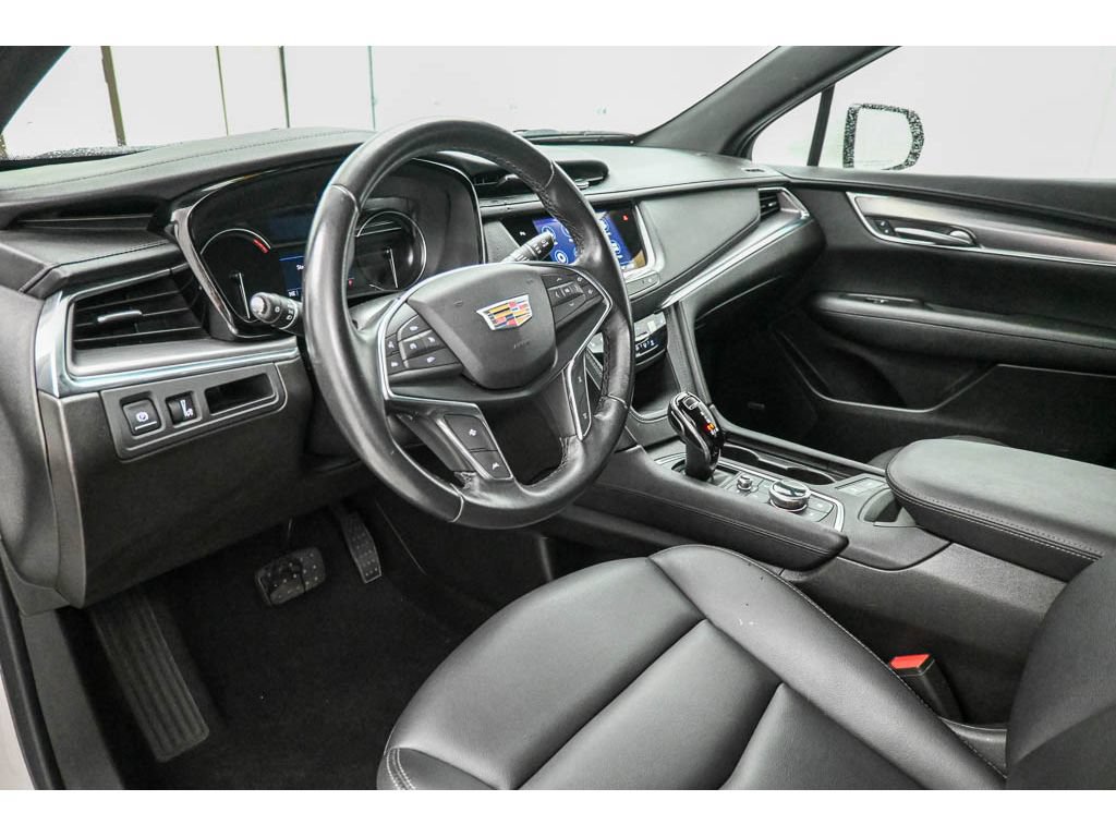 Certified 2023 Cadillac XT5 Luxury AWD/4WD image 11