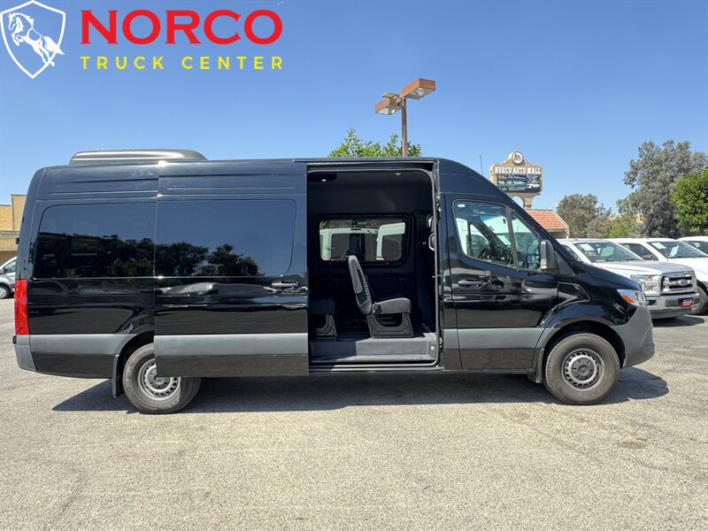 Used 2026 Mercedes-Benz Sprinter 2500 image 2