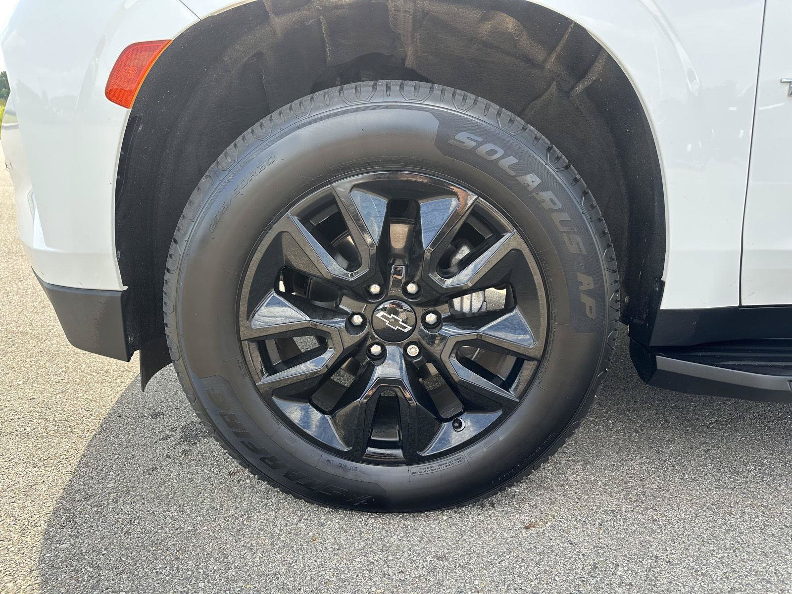 Used 2022 Chevrolet Tahoe LS w/ Driver Alert Package AWD/4WD image 5
