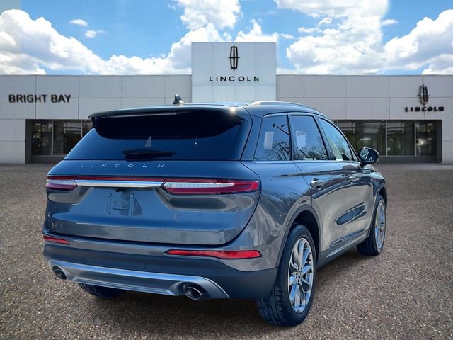 Used 2022 Lincoln Corsair AWD w/ Premium Package image 4