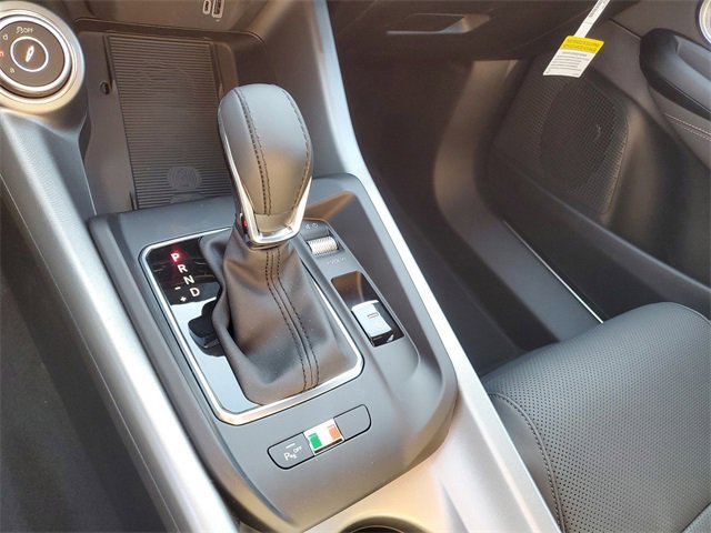 New 2025 Alfa Romeo Tonale w/ Premium Package image 29