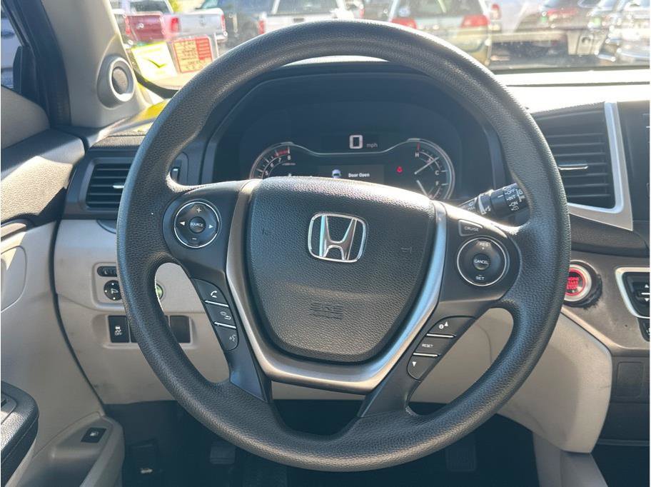 Used 2017 Honda Pilot LX image 16