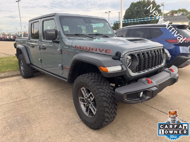 Used 2024 Jeep Gladiator Mojave w/ Technology Group