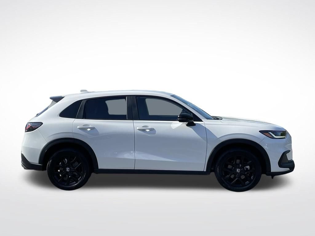 Certified 2025 Honda HR-V Sport image 7