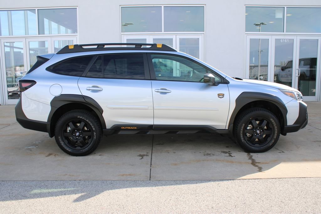 Used 2025 Subaru Outback Wilderness AWD/4WD image 8