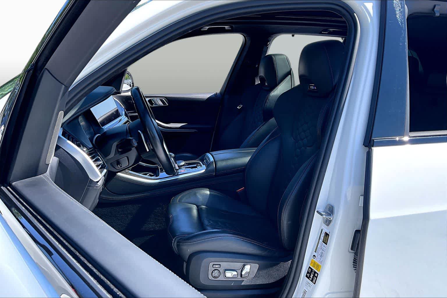 Used 2022 BMW X5 M w/ Executive Package AWD/4WD image 8