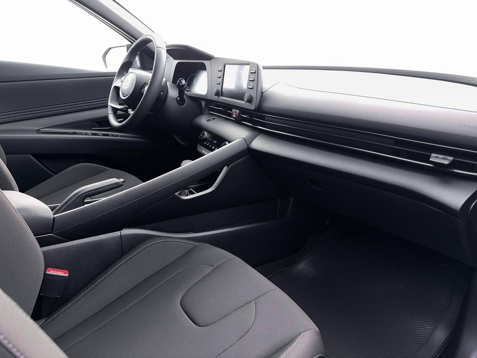 New 2026 Hyundai Elantra Sport w/ Cargo Package FWD image 15