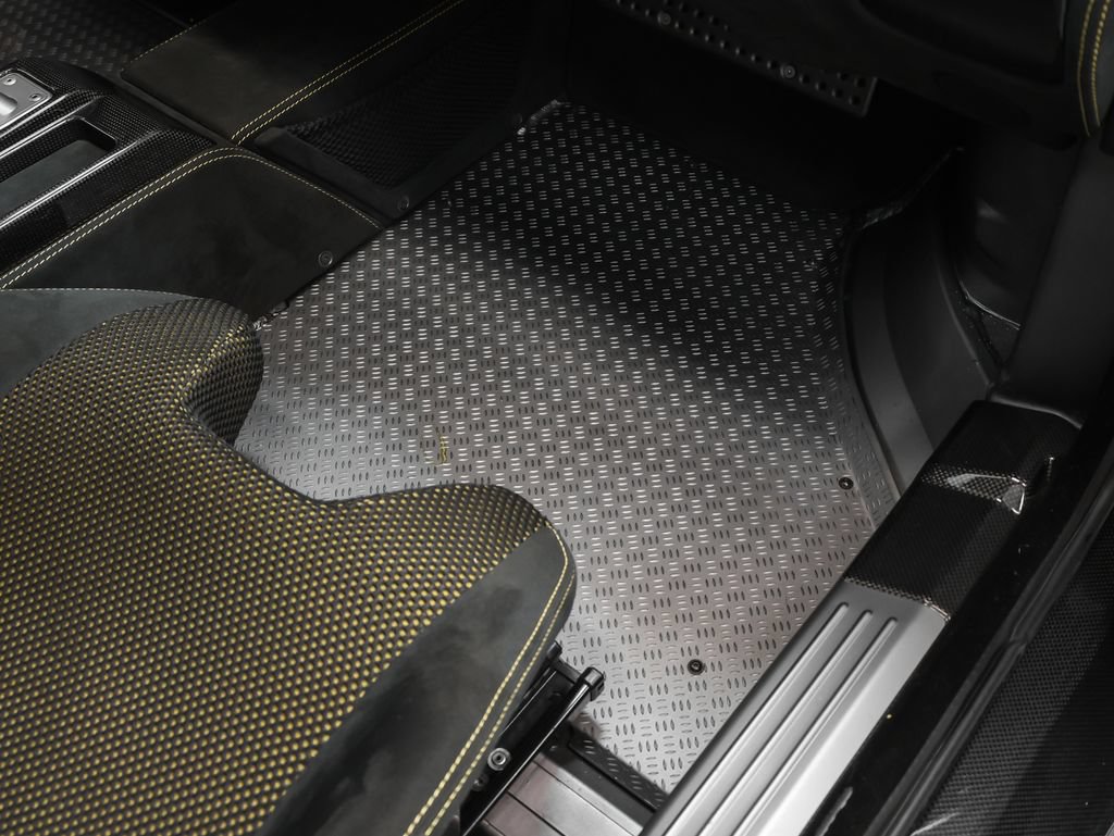 Used 2009 Ferrari F430 Scuderia RWD image 26