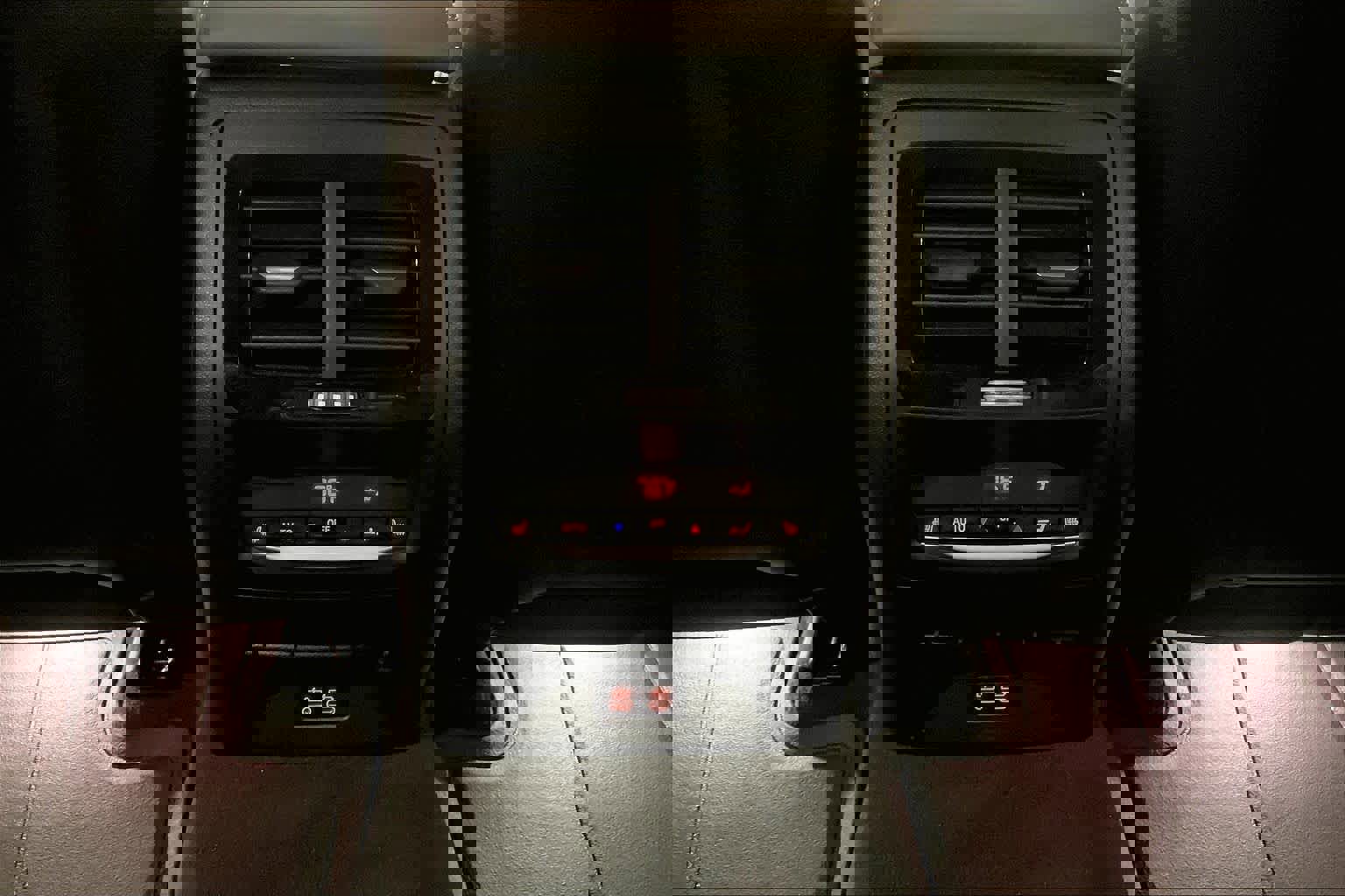 Used 2024 BMW X4 M w/ Executive Package image 66