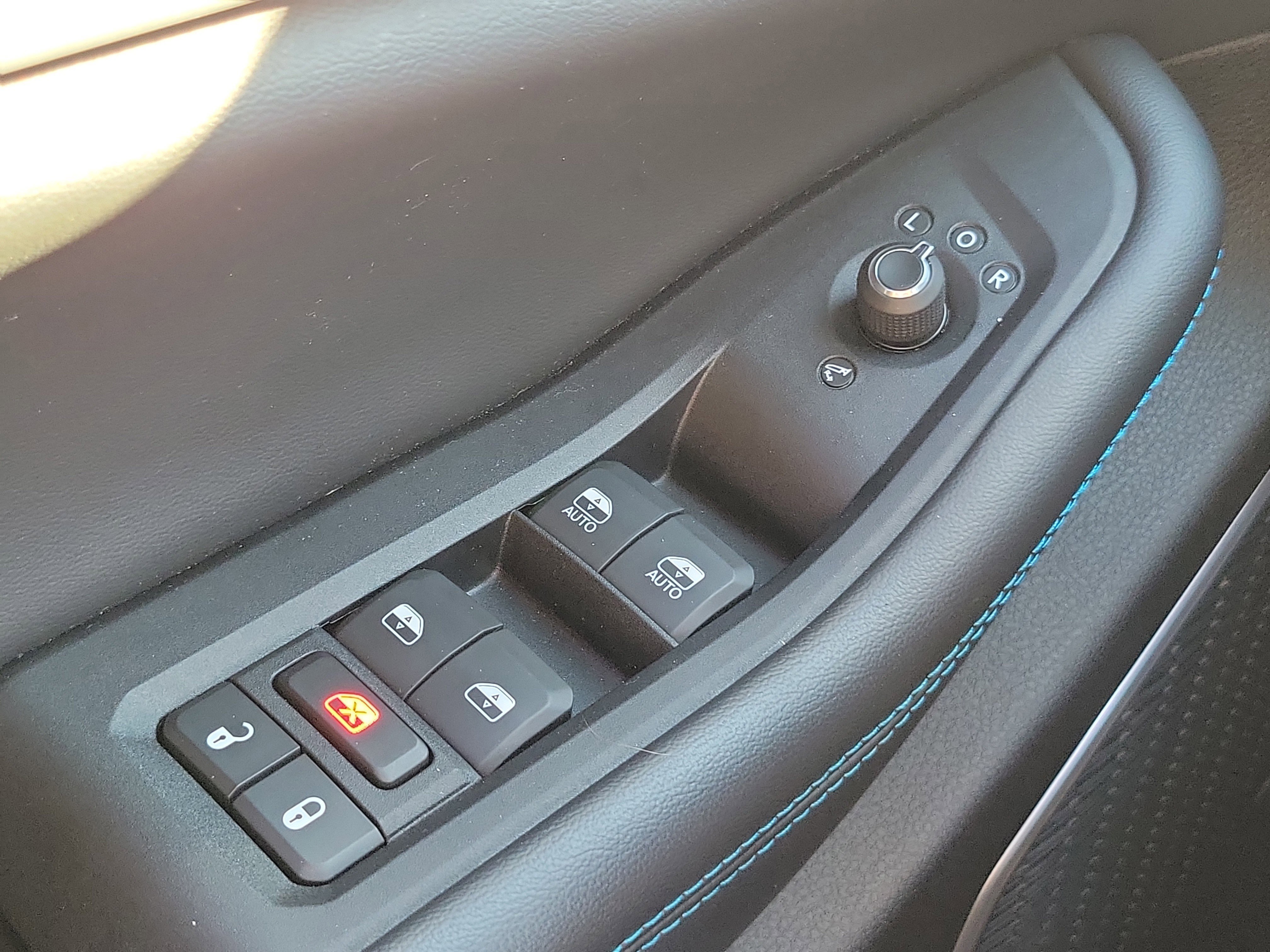 Used 2024 Jeep Grand Cherokee Trailhawk w/ Advanced Protech Group II image 26