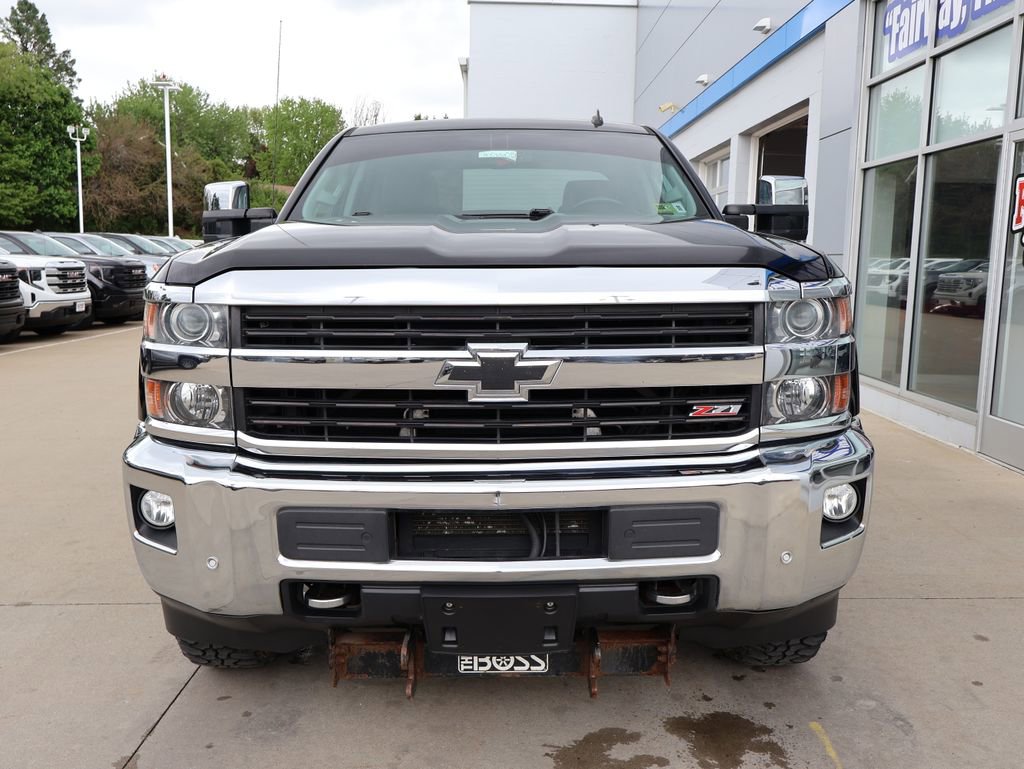 Used 2015 Chevrolet Silverado 2500 LTZ w/ LTZ Plus Package AWD/4WD image 5