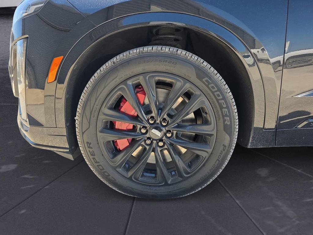 Used 2022 Cadillac XT6 Sport w/ LPO, ONYX Package AWD/4WD image 14