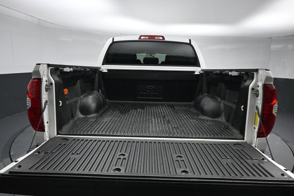 Used 2016 Toyota Tundra SR5 w/ TRD Off Road Package AWD/4WD image 43