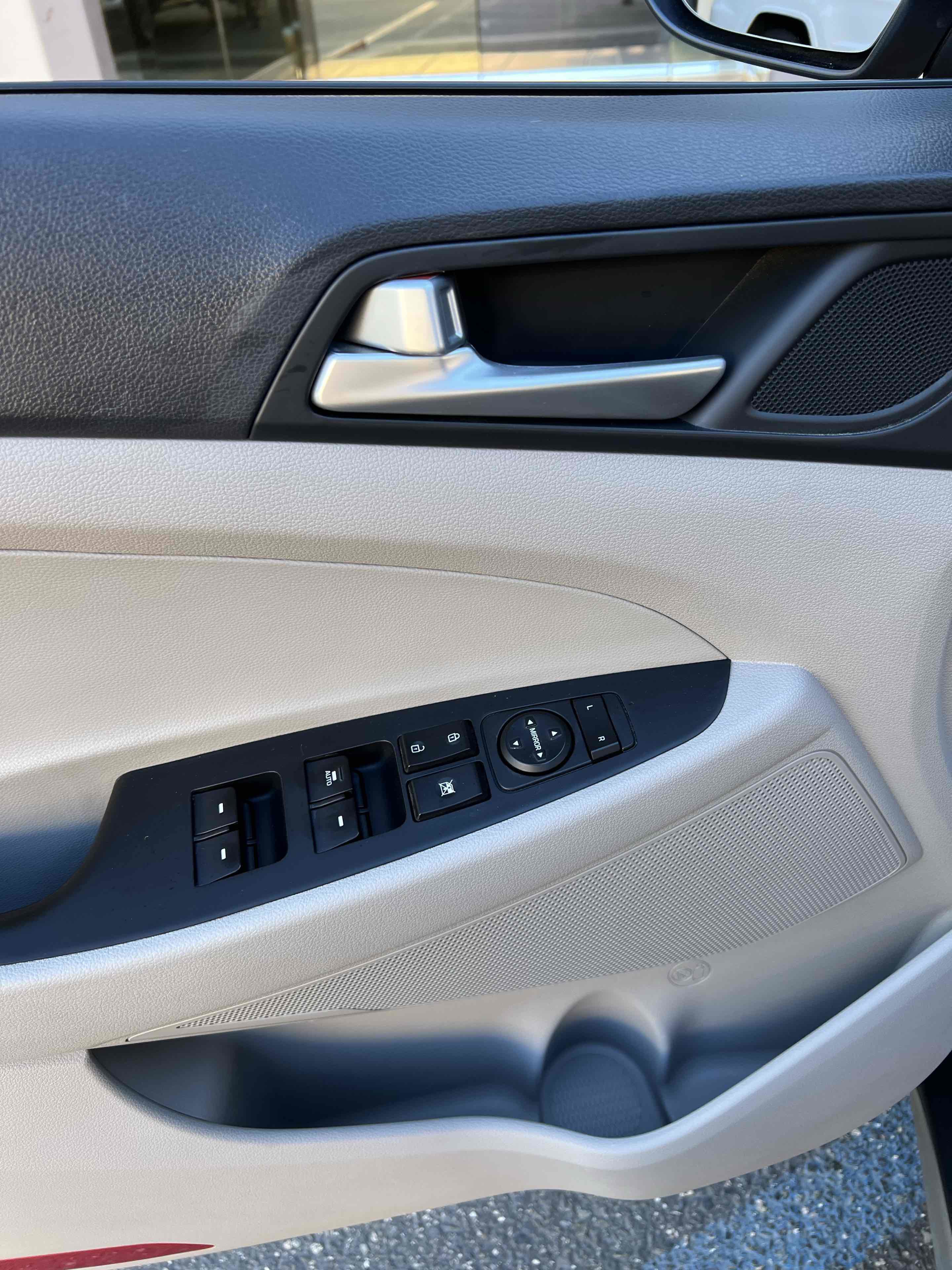 Used 2020 Hyundai Tucson SEL w/ Cargo Package image 81