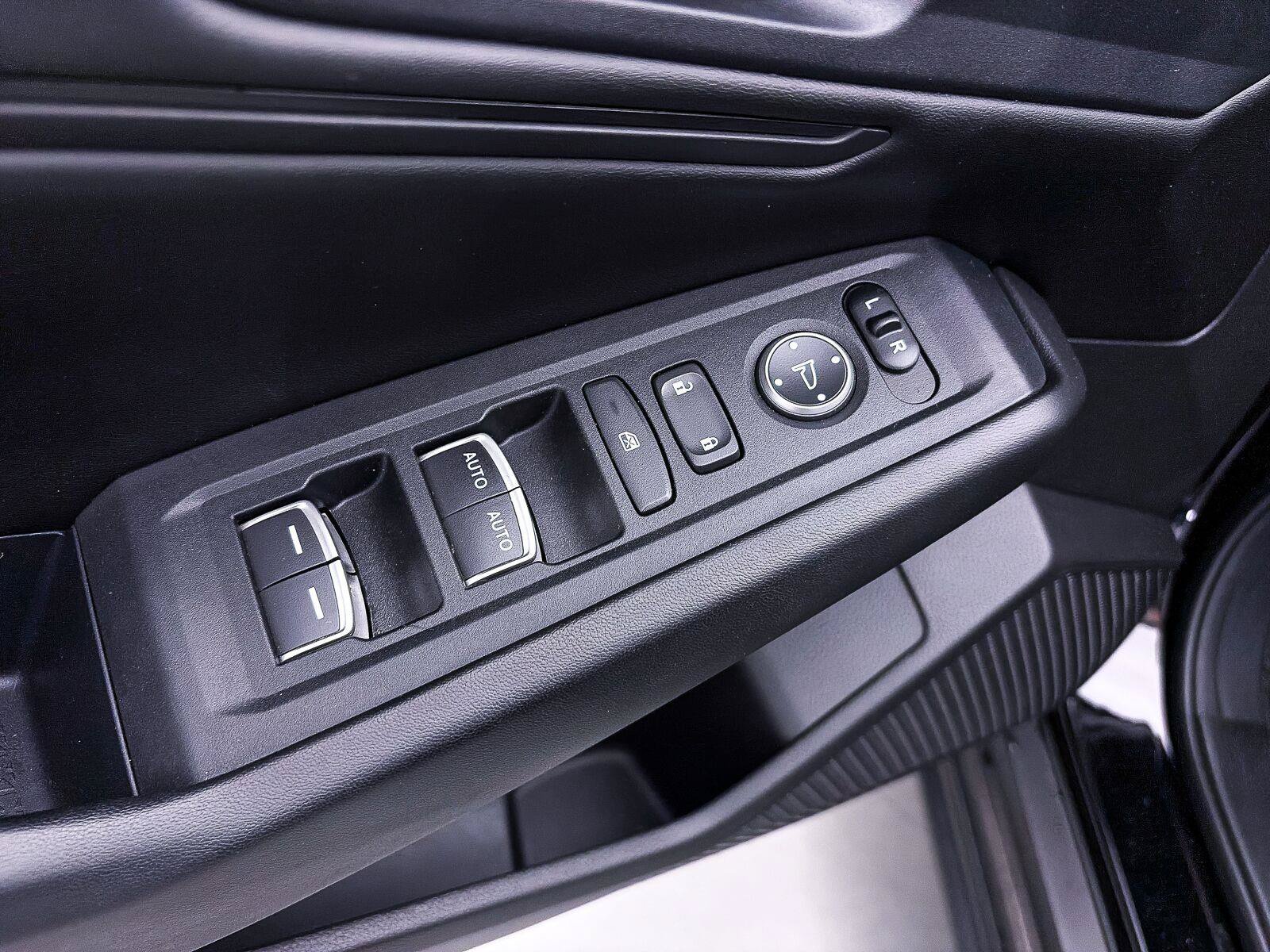 Used 2025 Honda Accord SE image 16