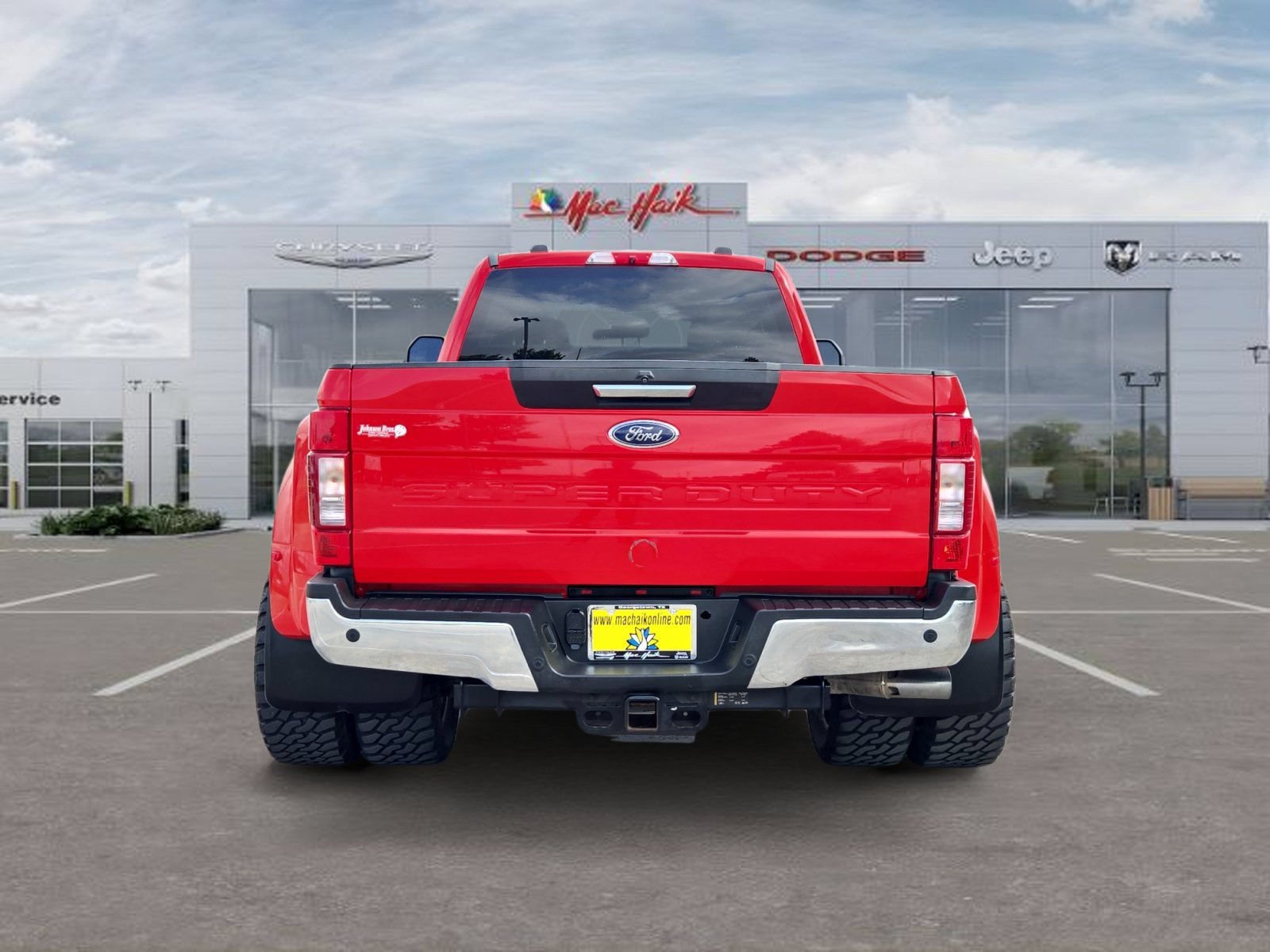 Used 2021 Ford F350 XLT w/ XLT Premium Package AWD/4WD image 4