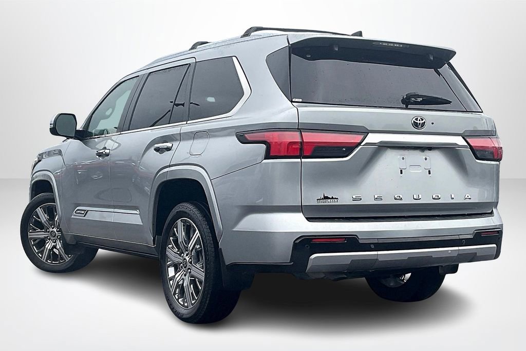 Used 2024 Toyota Sequoia Capstone image 4