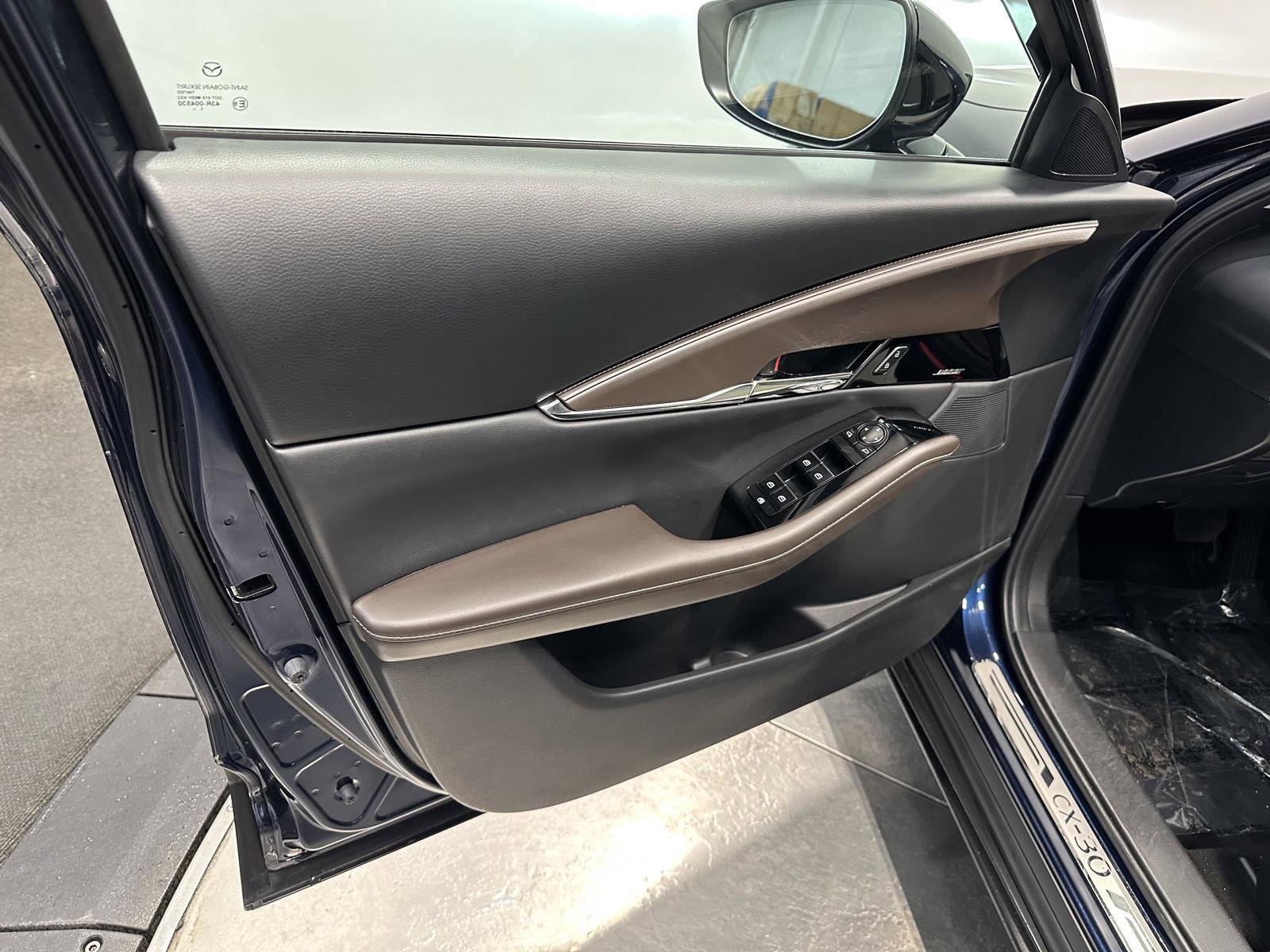 Used 2022 MAZDA CX-30 2.5 Turbo w/ Premium Plus Pkg image 13