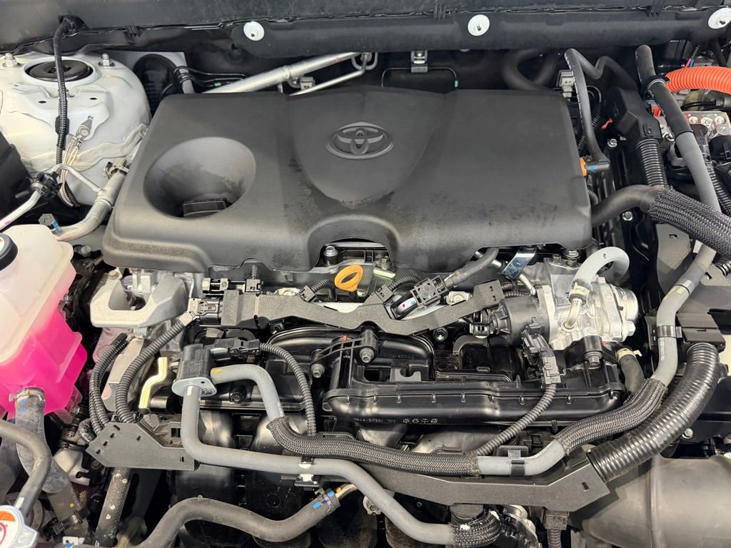 Used 2023 Toyota RAV4 XSE AWD/4WD image 35