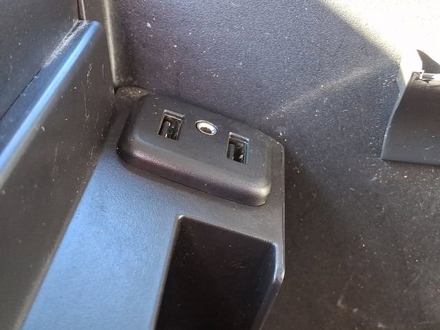 Used 2019 Chevrolet Suburban LT image 26