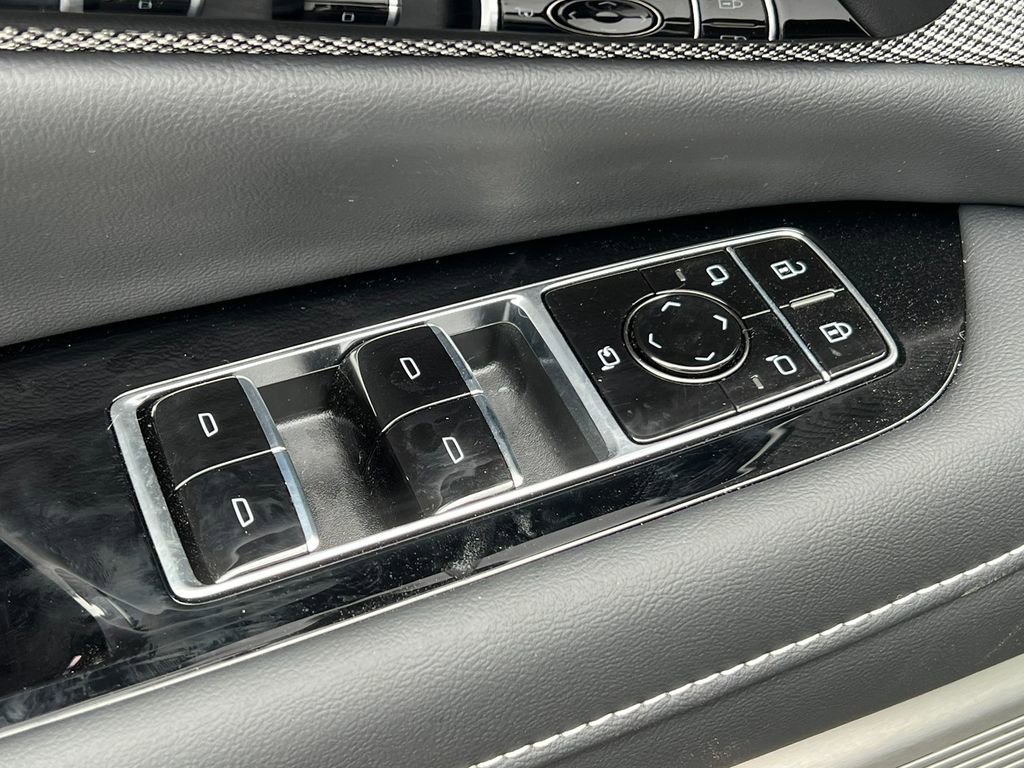 New 2026 Cadillac Optiq Luxury 1 image 14