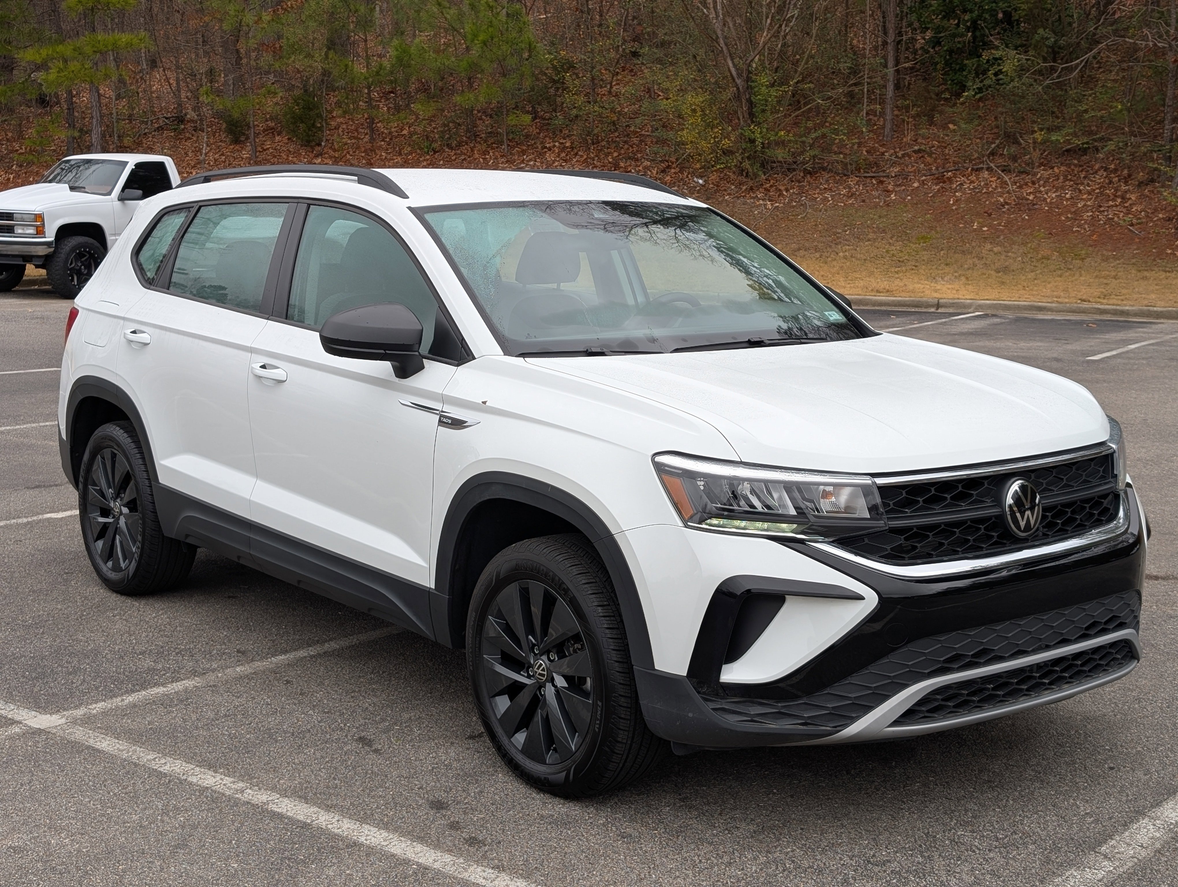 Used 2024 Volkswagen Taos S image 11