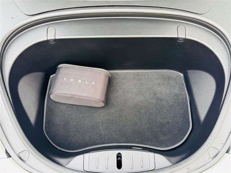 Used 2018 Tesla Model 3 image 39