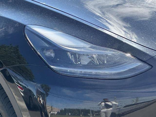 Used 2023 Tesla Model Y AWD image 8